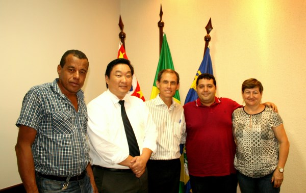 Presidente da Câmara, recebe Dr. FLÁVIO LUIZ MESTRINER 